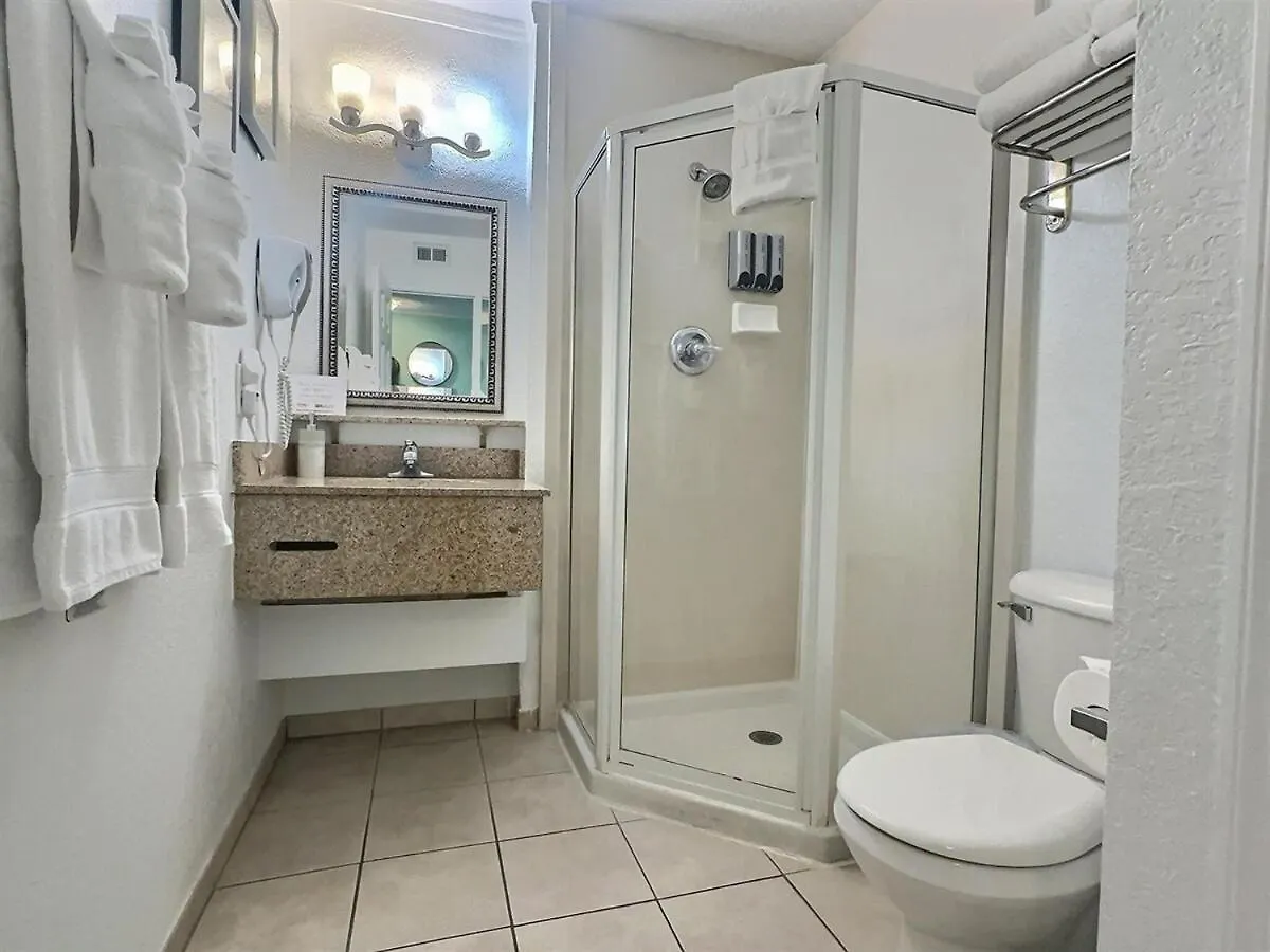 Beautiful Two Bedroom, Two Bath Condo At Sailport Тампа