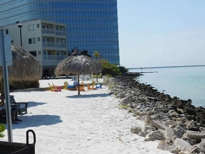 Beautiful Two Bedroom, Two Bath Condo At Sailport Тампа 0*,  США